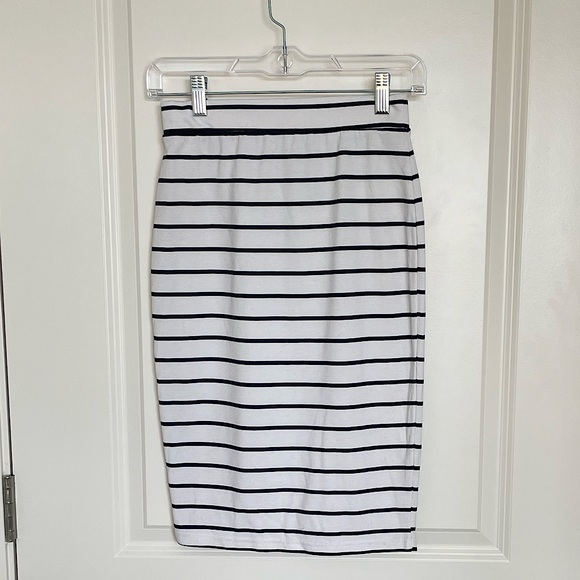 Cotton On Striped Stretch Pencil Skirt - Picture 1 of 4